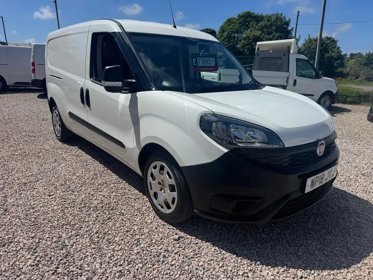 Used Fiat Doblò 2017 White MPV