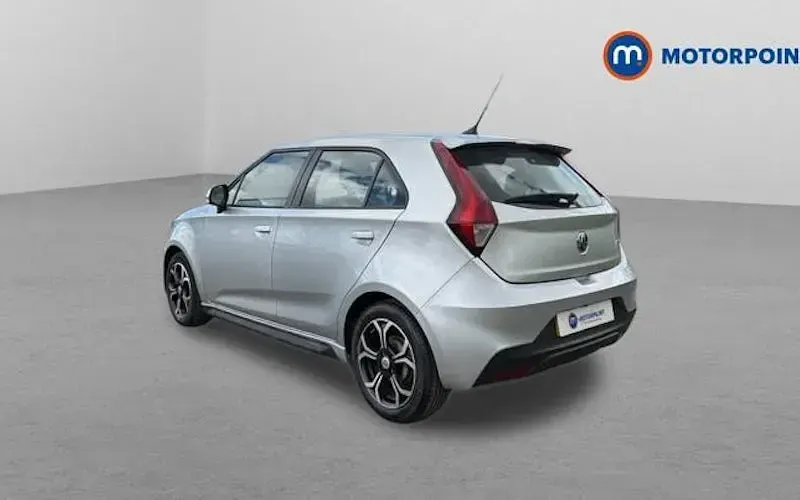 Używany MG MG3 Exclusive 106 KM (77 kW) 2019 Srebrny Hatchback