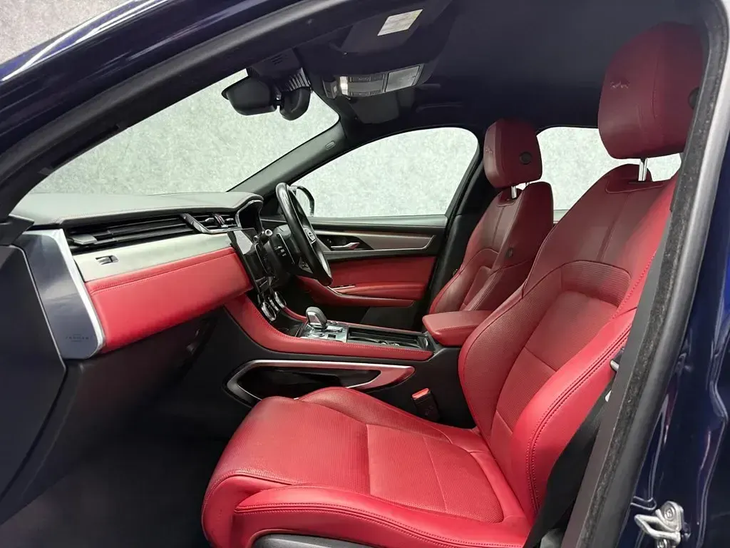 Second-hand Jaguar F-Pace R-Dynamic 250 CP (183 kW) 2021 Albastru SUV