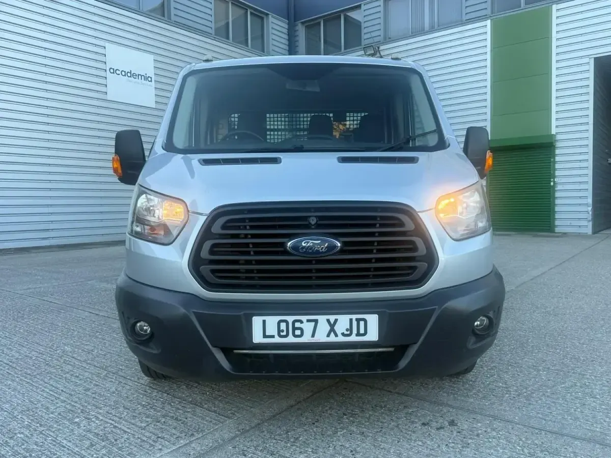 Used Ford Transit 170 HP (125 kW) 2018 Silver Van