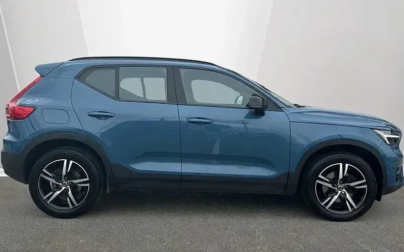 Used Volvo XC40 Plus 197 HP (144 kW) 2026 SUV