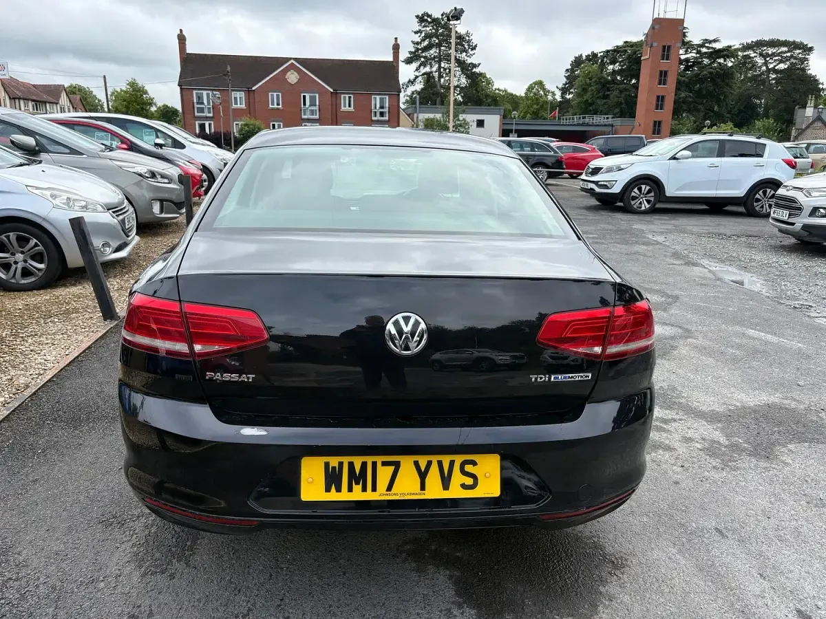 Used VW Passat S 120 HP (88 kW) 2017 Black Sedan