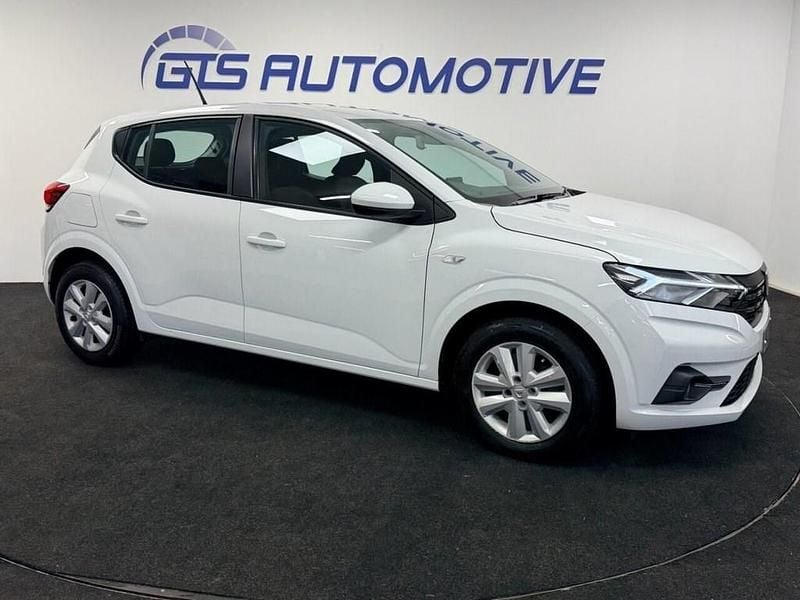 White Used 2022 Dacia Sandero Comfort Hatchback | £9,490 (Super price) - Image 1/4