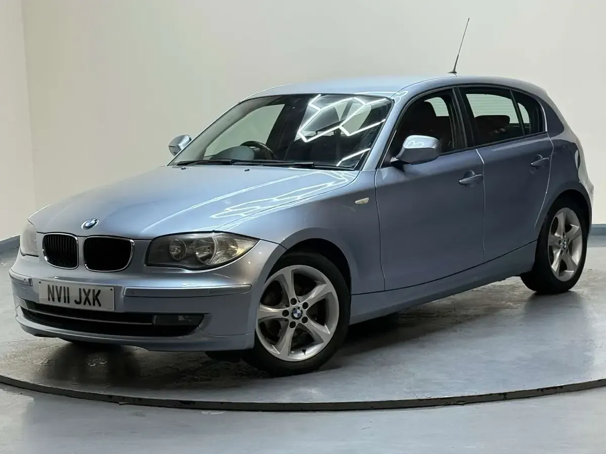 Used BMW 116 Sport Line 2011 Blue Hatchback