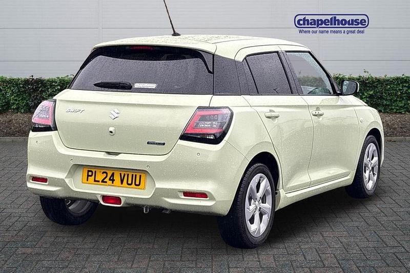 Used Suzuki Swift 82 HP (60 kW) 2024 Yellow Hatchback