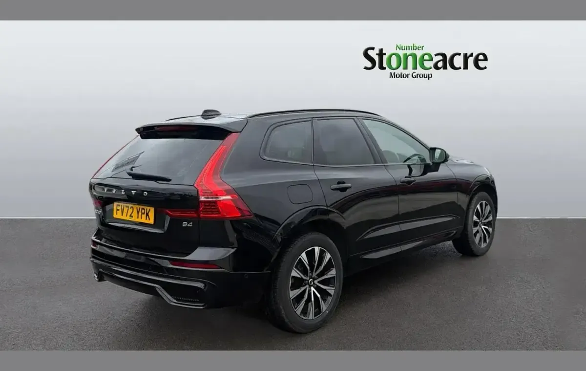 Used Volvo XC60 Plus 194 HP (142 kW) 2023 Black SUV