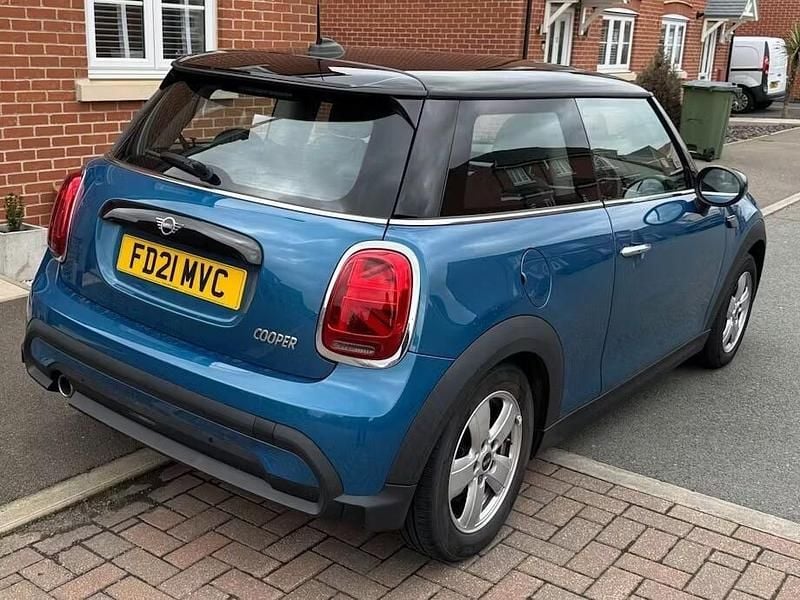 Used Mini Cooper Classic 2021 Blue Hatchback