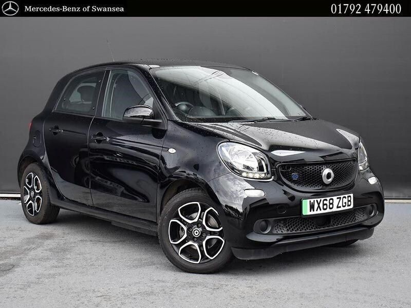 Black Used 2018 Smart ForFour Electric Drive Premium Hatchback | £7,895 (Fair price) - Image 1/4