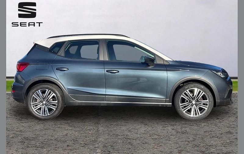 Used Seat Arona SE Technology 109 HP (80 kW) 2023 Grey SUV