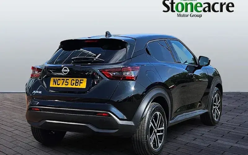 Used Nissan Juke N-Connecta 117 HP (86 kW) 2019 Black SUV