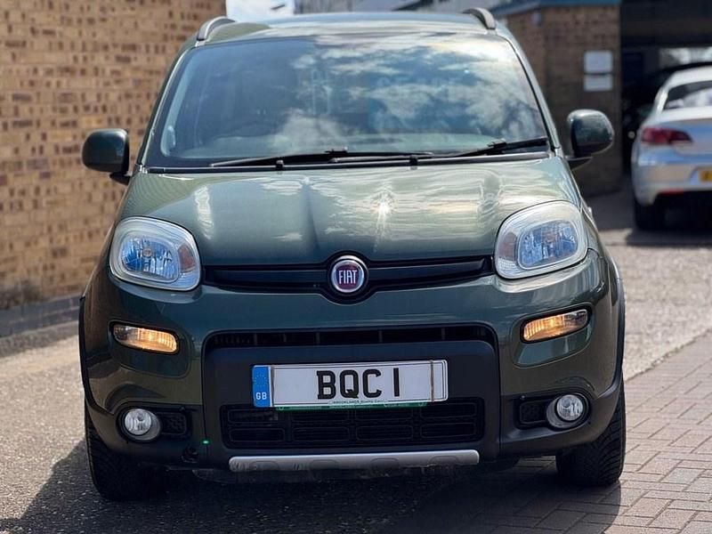 Used Fiat Panda 4x4 85 HP (62 kW) 2013 Green Hatchback