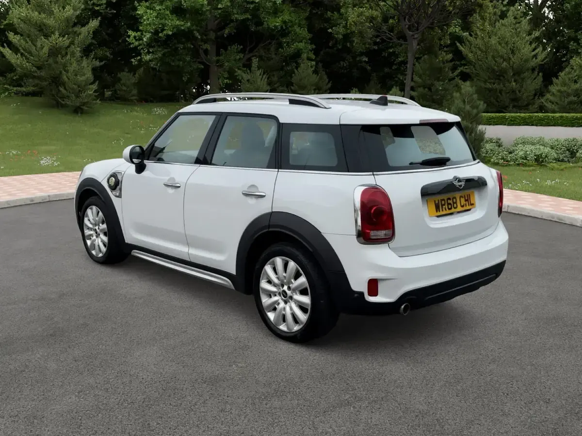 Used Mini Cooper S 2018 White Hatchback