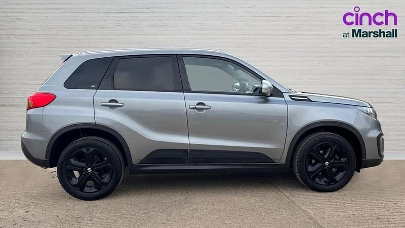 Used Suzuki Vitara 140 HP (102 kW) 2017 Grey SUV