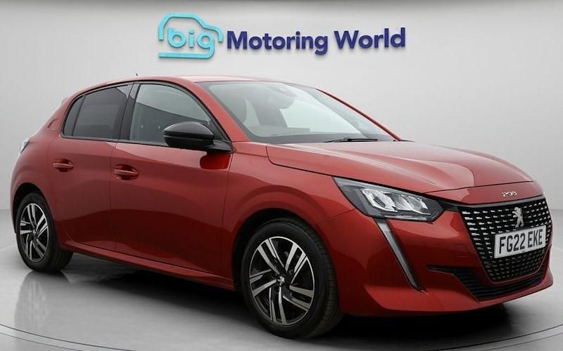 Used Peugeot 208 Allure Premium 102 HP (75 kW) 2022 Red Hatchback