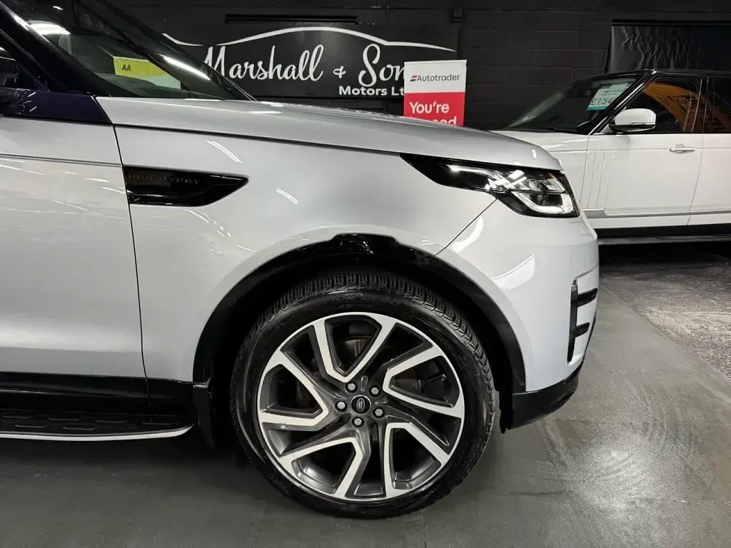 Used Land Rover Discovery 5 HSE Luxury 258 HP (189 kW) 2018 Silver SUV
