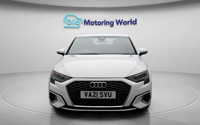 Used Audi A3 Sportback e-tron Sport 204 HP (150 kW) 2025 Hatchback