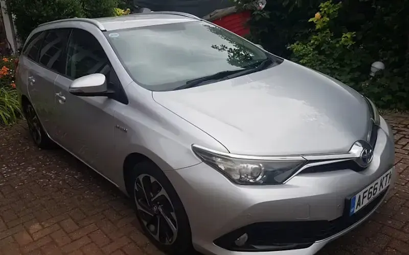 Used Toyota Auris Touring Sports Design 136 HP (100 kW) 2016 Estate