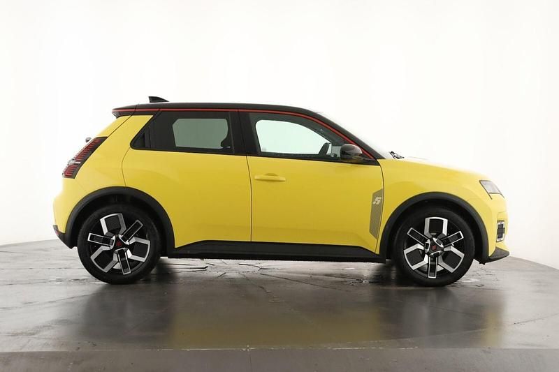 New Renault R5 Komfort 110 kW (150 HP) 2026 Hatchback