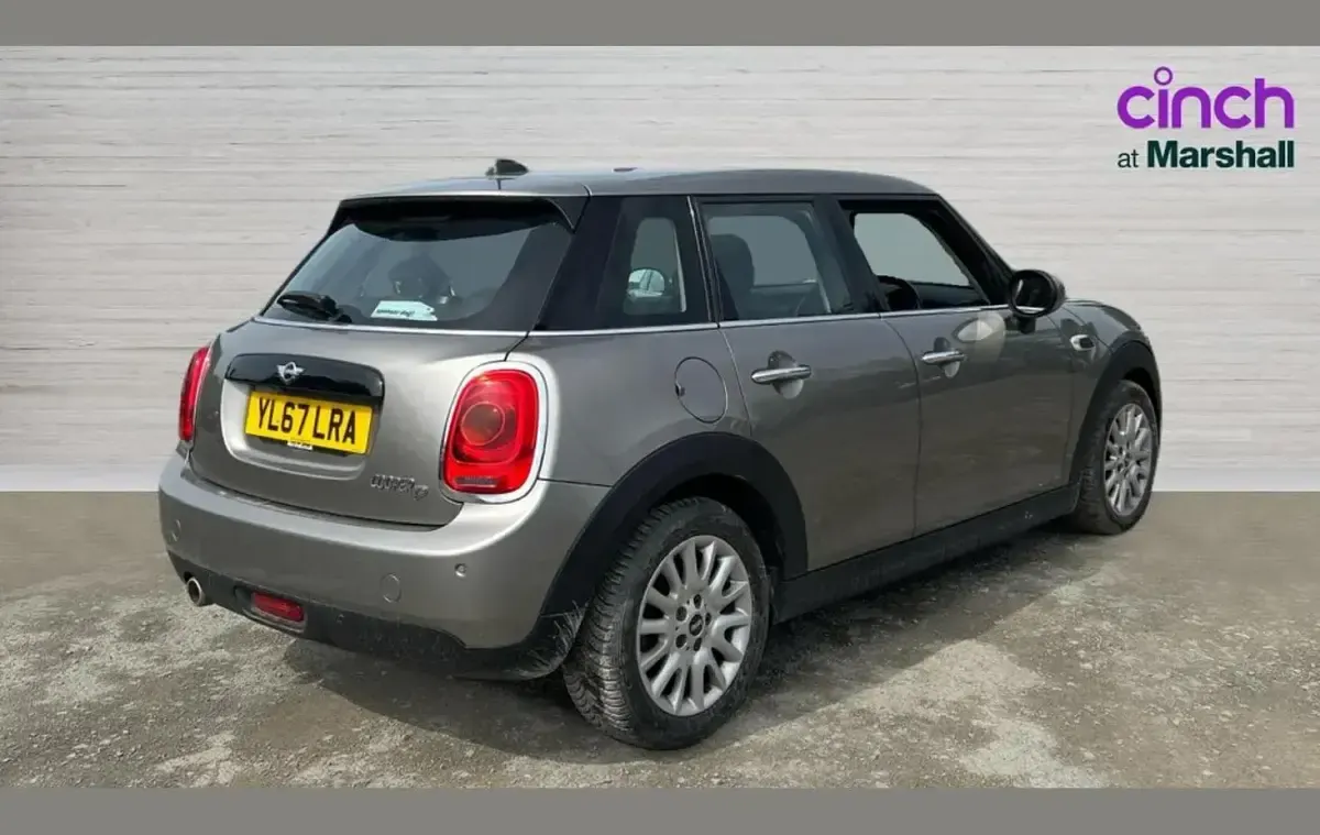 Used Mini Cooper D 113 HP (83 kW) 2018 Silver Hatchback