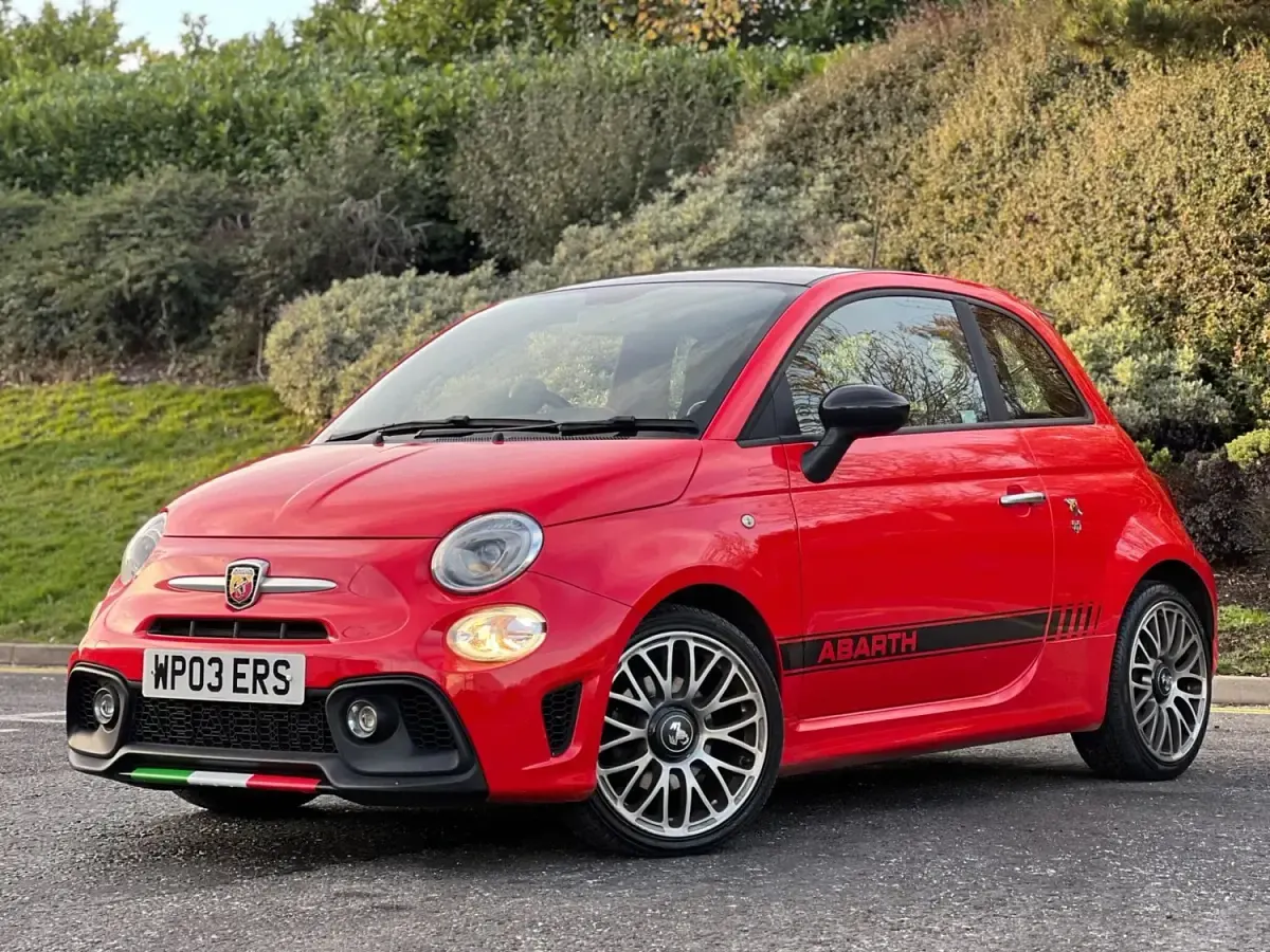 Usado Abarth 595 145 CV (106 kW) 2018 Rojo Utilitario