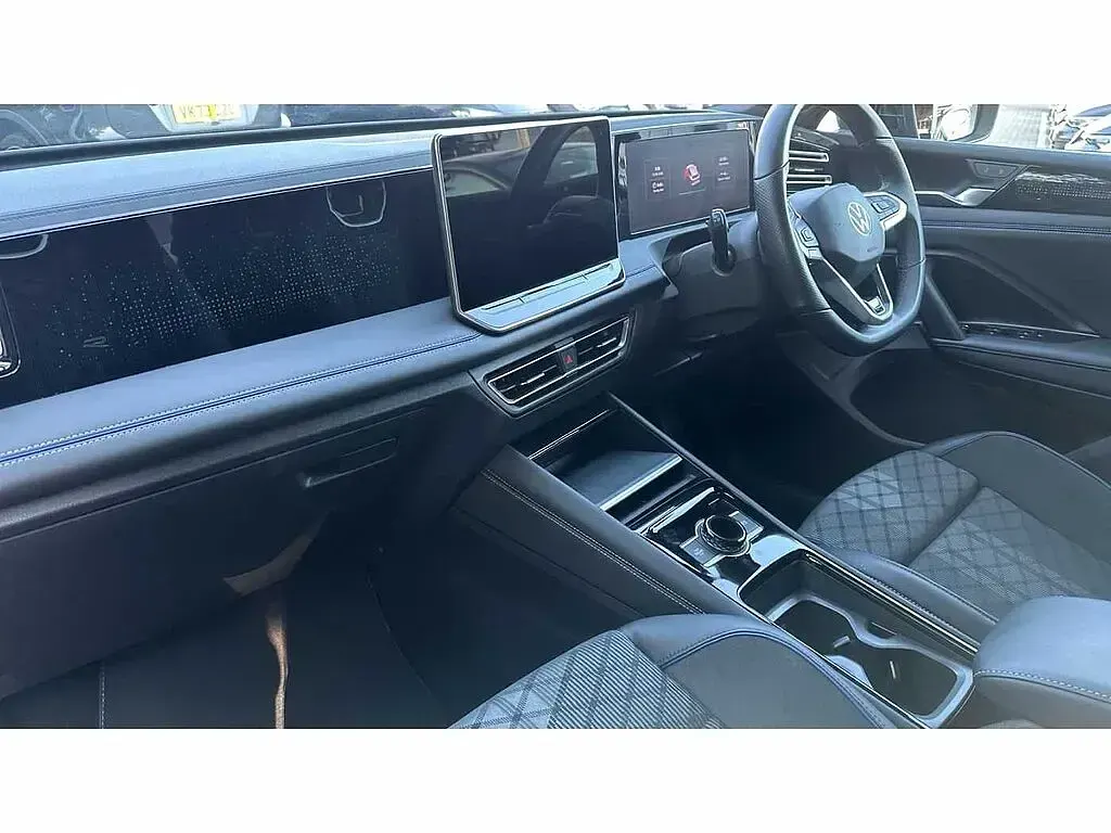 Used VW Tiguan R-line 150 HP (110 kW) 2024 Grey SUV