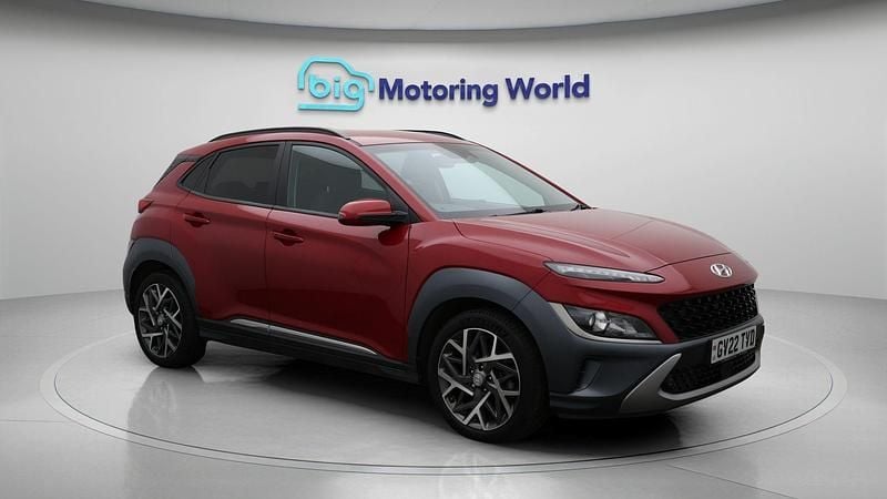 Used 2022 Hyundai Kona Premium SUV | £15,830 (Fair price) - Image 1/4