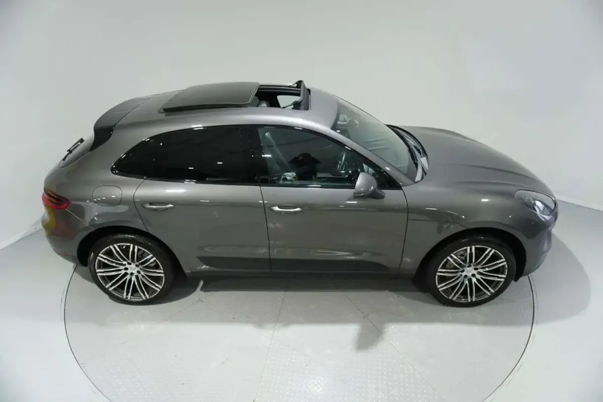 Used Porsche Macan 258 HP (189 kW) 2015 Grey SUV