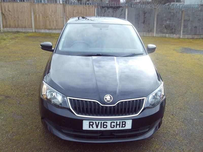 Used Skoda Fabia SE 2016 Black Hatchback