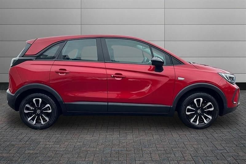 Used Vauxhall Crossland 83 HP (61 kW) 2021 Hot red SUV