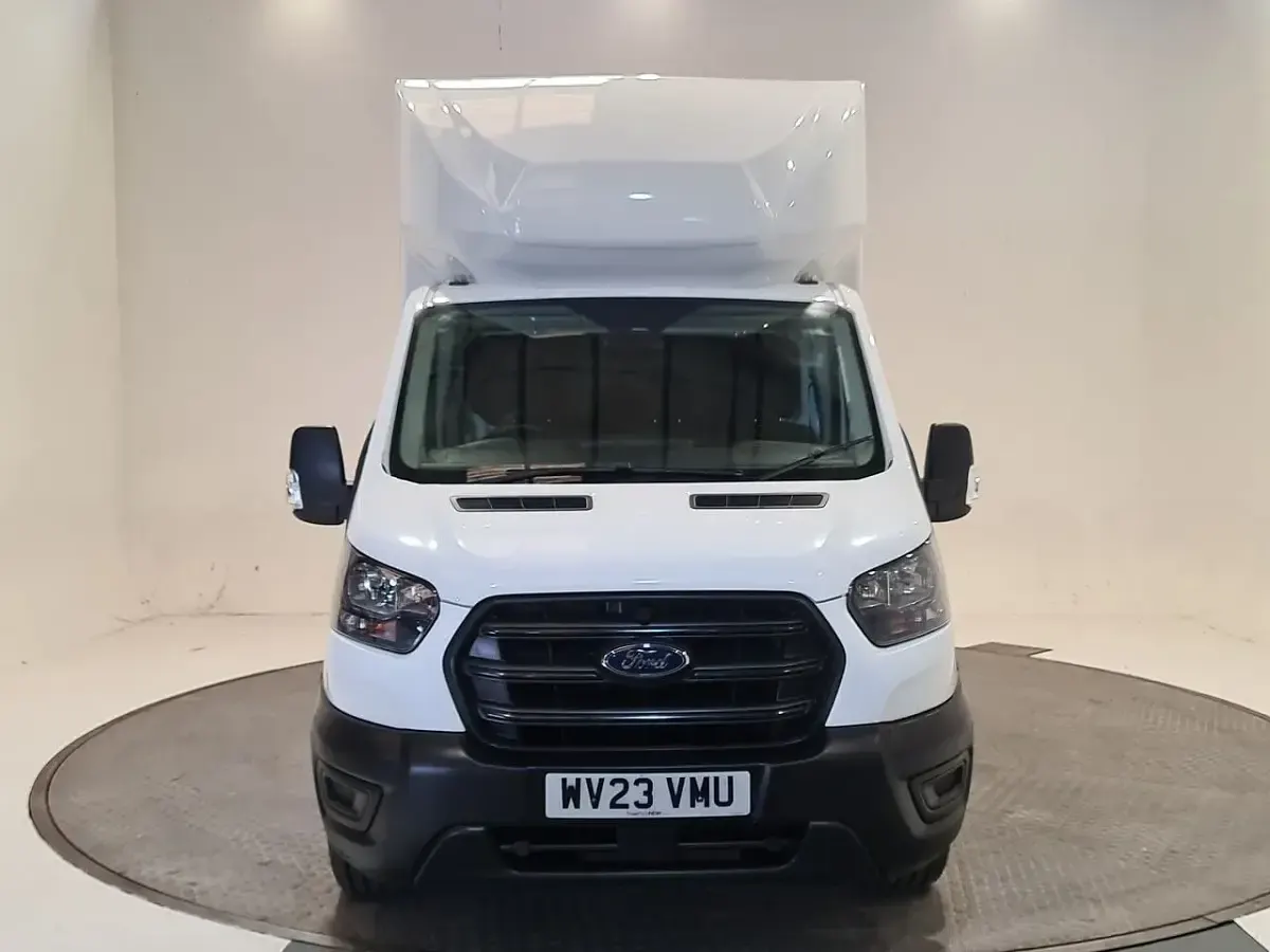 Usado Ford Transit 130 CV (95 kW) 2023 Blanco Descapotable
