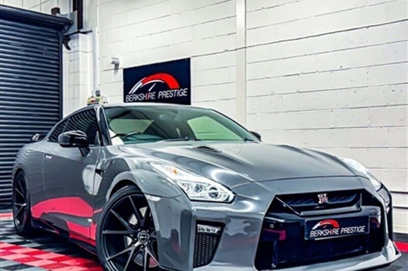 Blue Used 2018 Nissan GT-R Prestige Coupe | £74,995 (Expensive) - Image 1/1