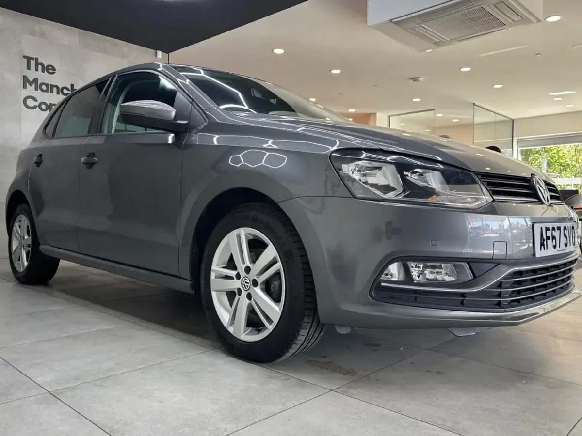 Begagnad VW Polo Edition 75 HK (55 kW) 2017 Grå Halvkombi