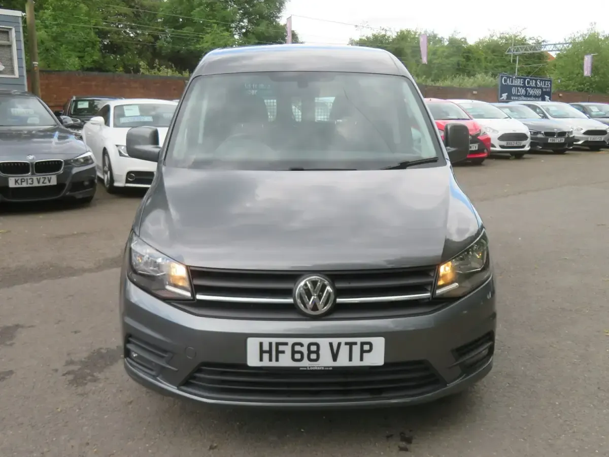 Used VW Caddy Highline 102 HP (75 kW) 2018 Grey MPV