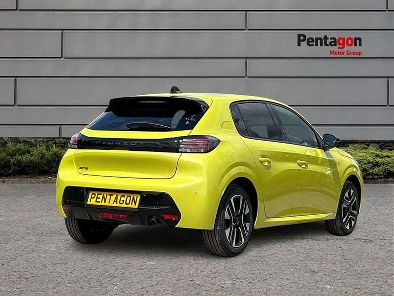 New Peugeot 208 Allure 99 HP (72 kW) 2025 Yellow Hatchback