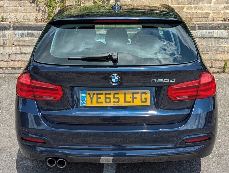 Used BMW 320 Efficient Dynamics 163 HP (119 kW) 2015 Blue Estate