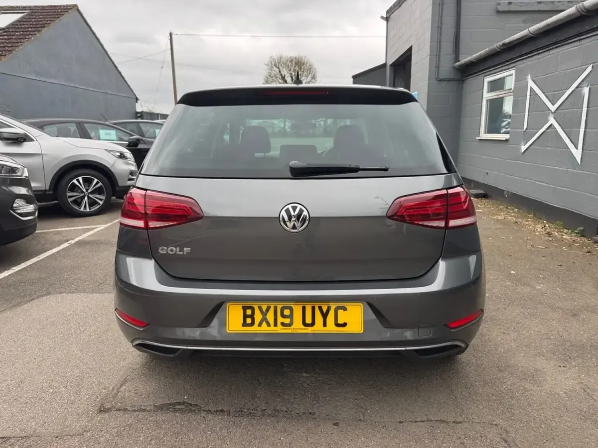 Used VW Golf VII Match 150 HP (110 kW) 2019 Grey Hatchback