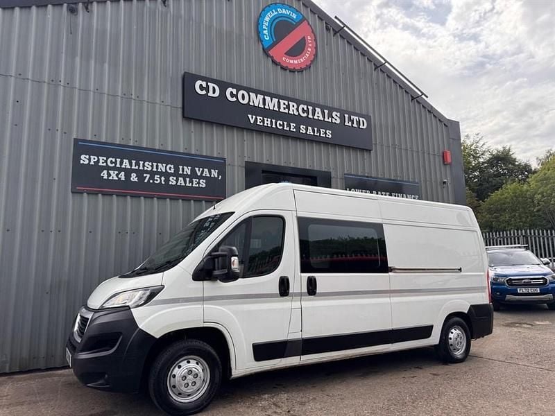 Second-hand Peugeot Boxer 2018 Alb Van