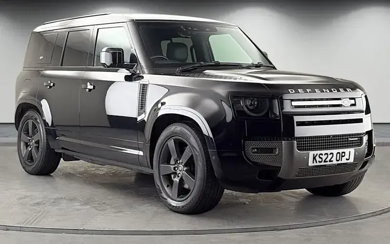 Usado Land Rover Defender HSE Dynamic 300 HP (220 kW) 2024 SUV