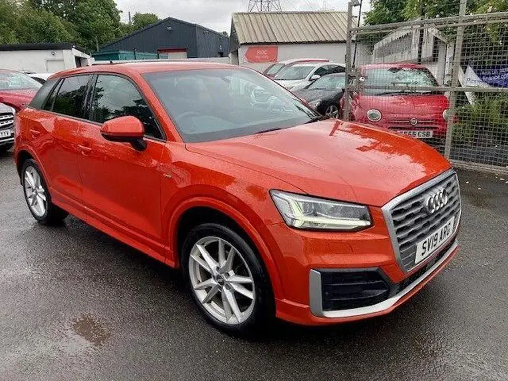 Used Audi Q2 S-Line 150 HP (110 kW) 2019 Orange SUV