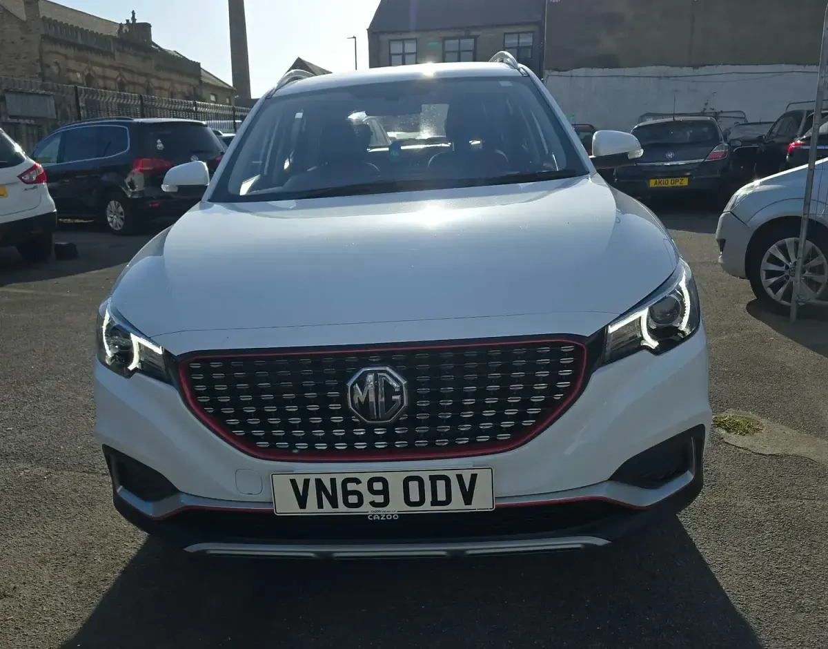 Used MG ZS 106 HP (77 kW) 2019 White SUV