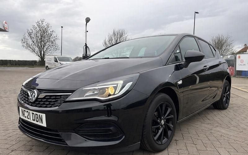 Used Vauxhall Astra Business Edition 122 HP (89 kW) 2021 Hatchback