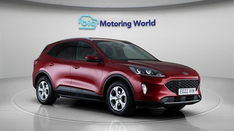 Used Ford Kuga Zetec 120 HP (88 kW) 2022 Red SUV