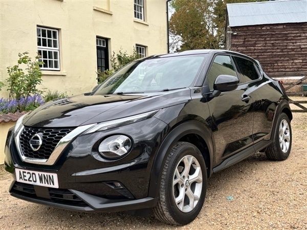 Black Used 2020 Nissan Juke N-Connecta SUV | £12,995 (Fair price) - Image 1/1