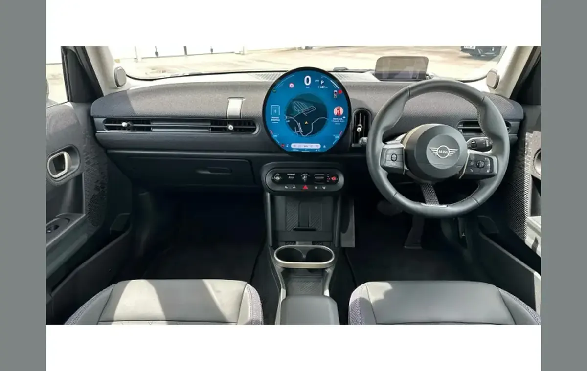 Used Mini Cooper Classic 147 kW (200 HP) 2025 Silver Hatchback