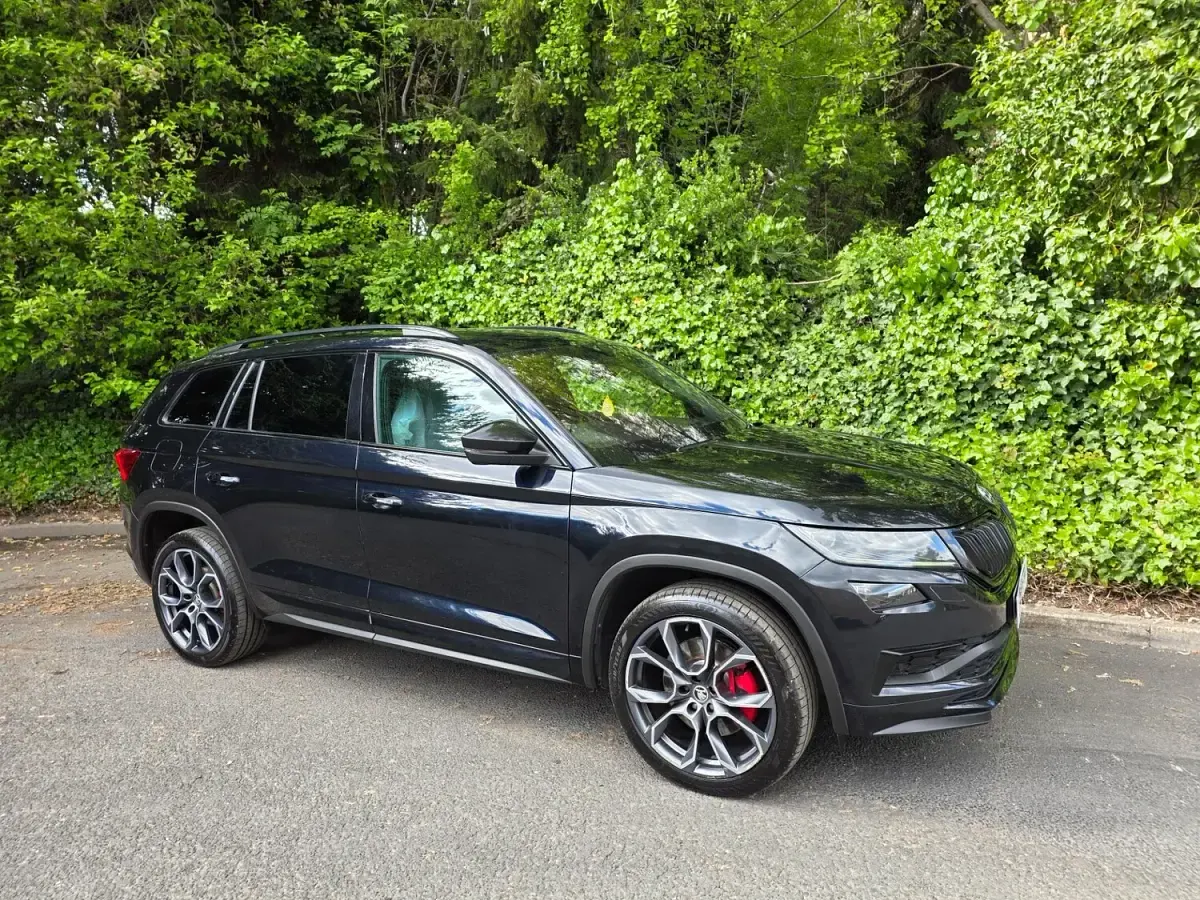 Begagnad Skoda Kodiaq vRS 239 HK (175 kW) 2020 Svart SUV