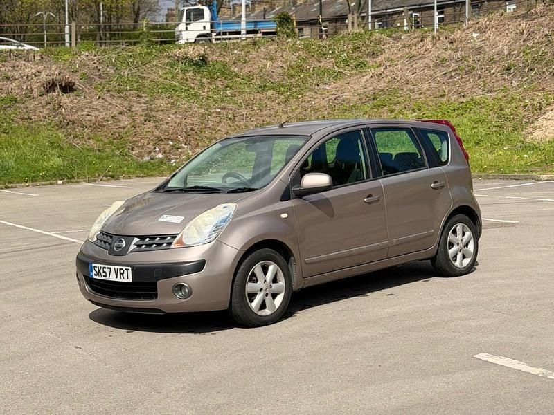 Używany Nissan Note SE 110 KM (80 kW) 2007 Beżowy Hatchback