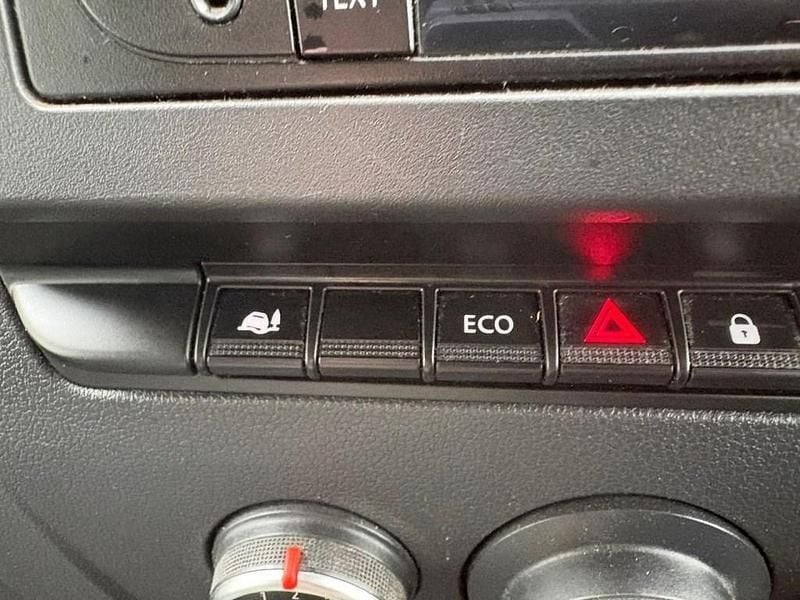 Used Renault Master Business 2021 White MPV