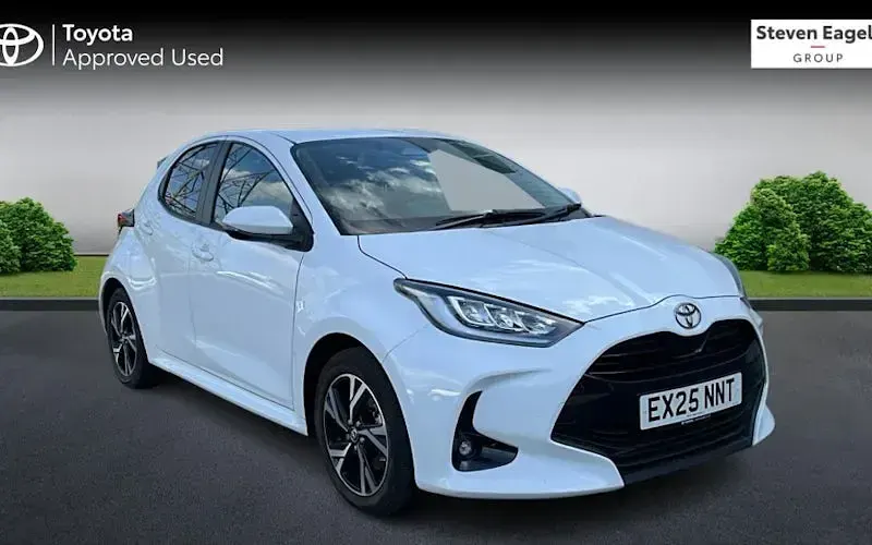 Used Toyota Yaris Design 116 HP (85 kW) 2025 Hatchback