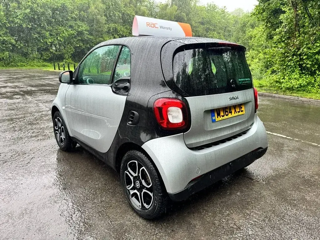 Used Smart ForTwo Coupé Premium 71 HP (52 kW) 2015 Black Coupe