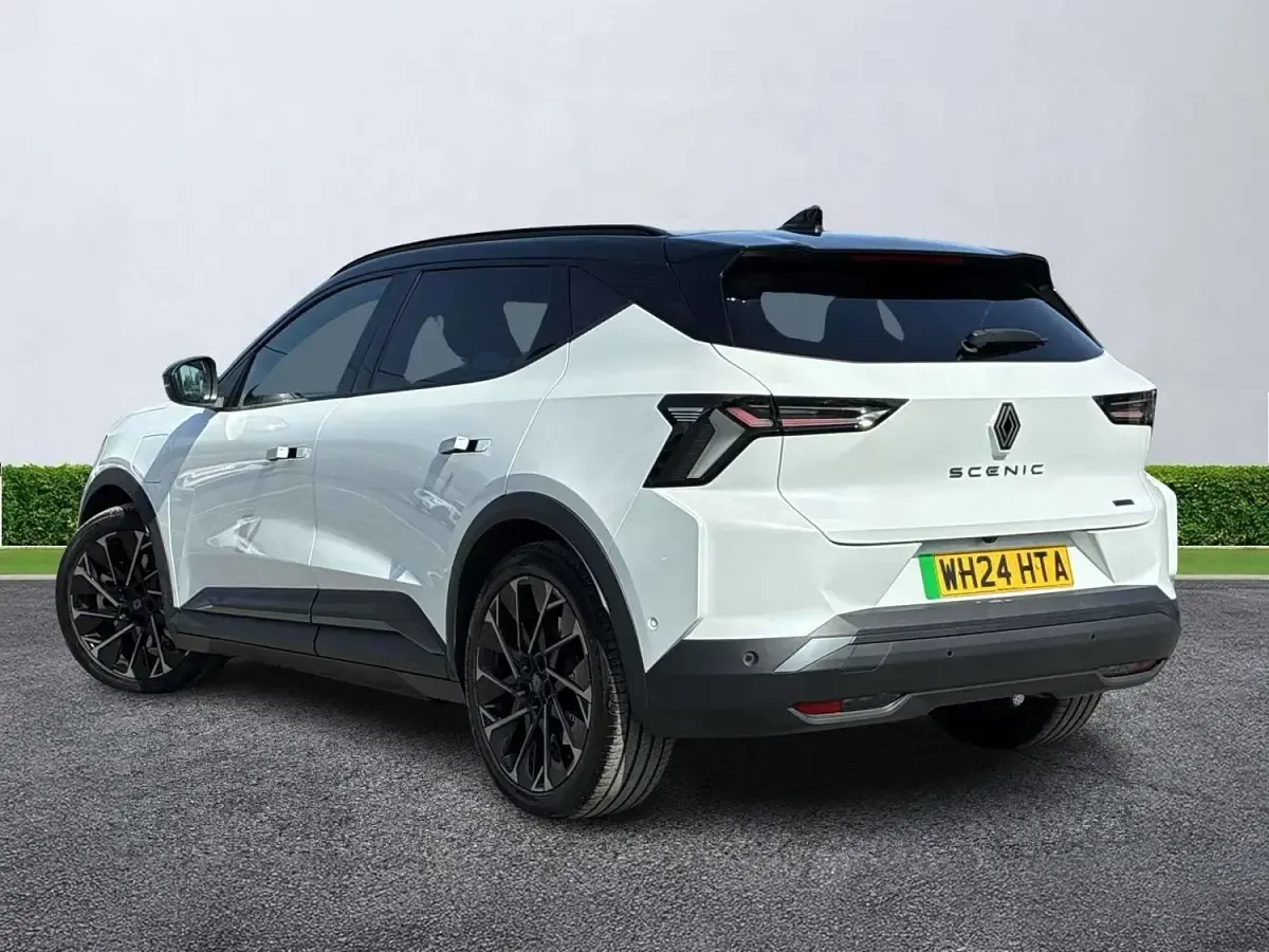 Used Renault Scenic E-Tech Esprit Alpine 160 kW (218 HP) 2024 White  SUV
